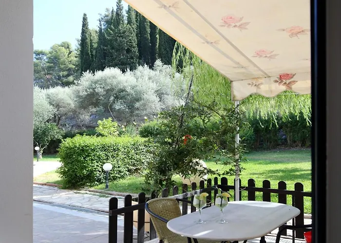 Hotel de apartamente Avra