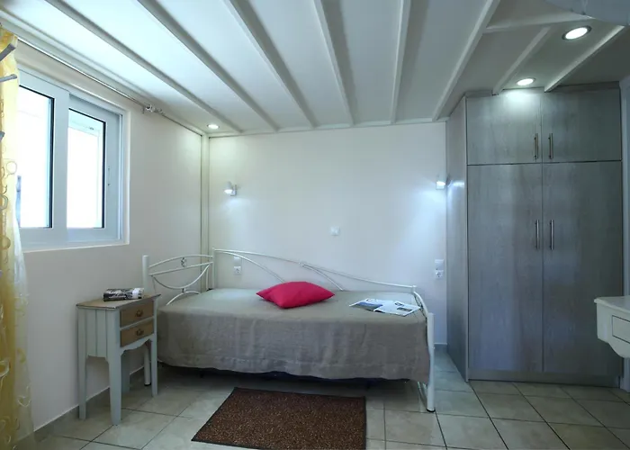 Hotel de apartamente Avra *