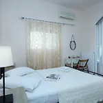 Apart Otel Avra