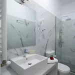 Avra Lefkáda