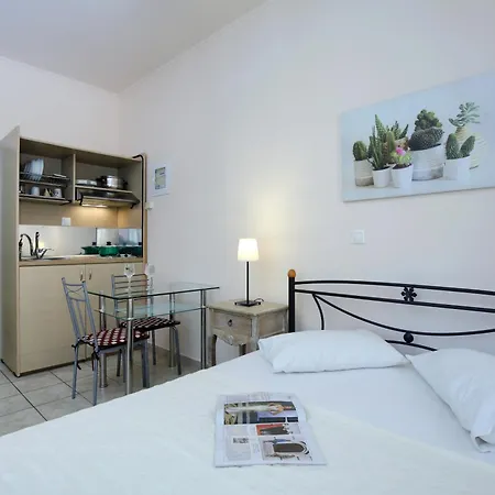 Apart Otel Avra