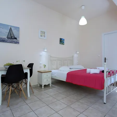 アパートホテル Avra Lefkáda