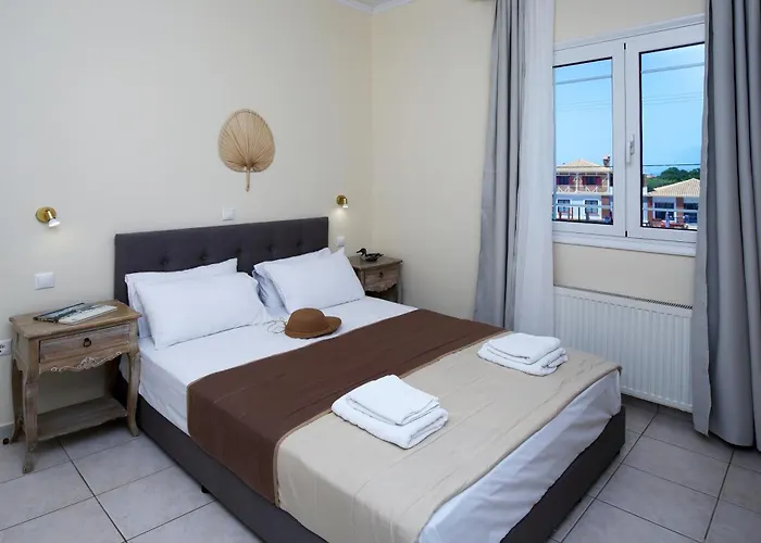 Avra Aparthotel