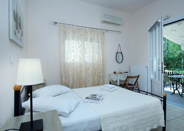 Aparthotel Avra